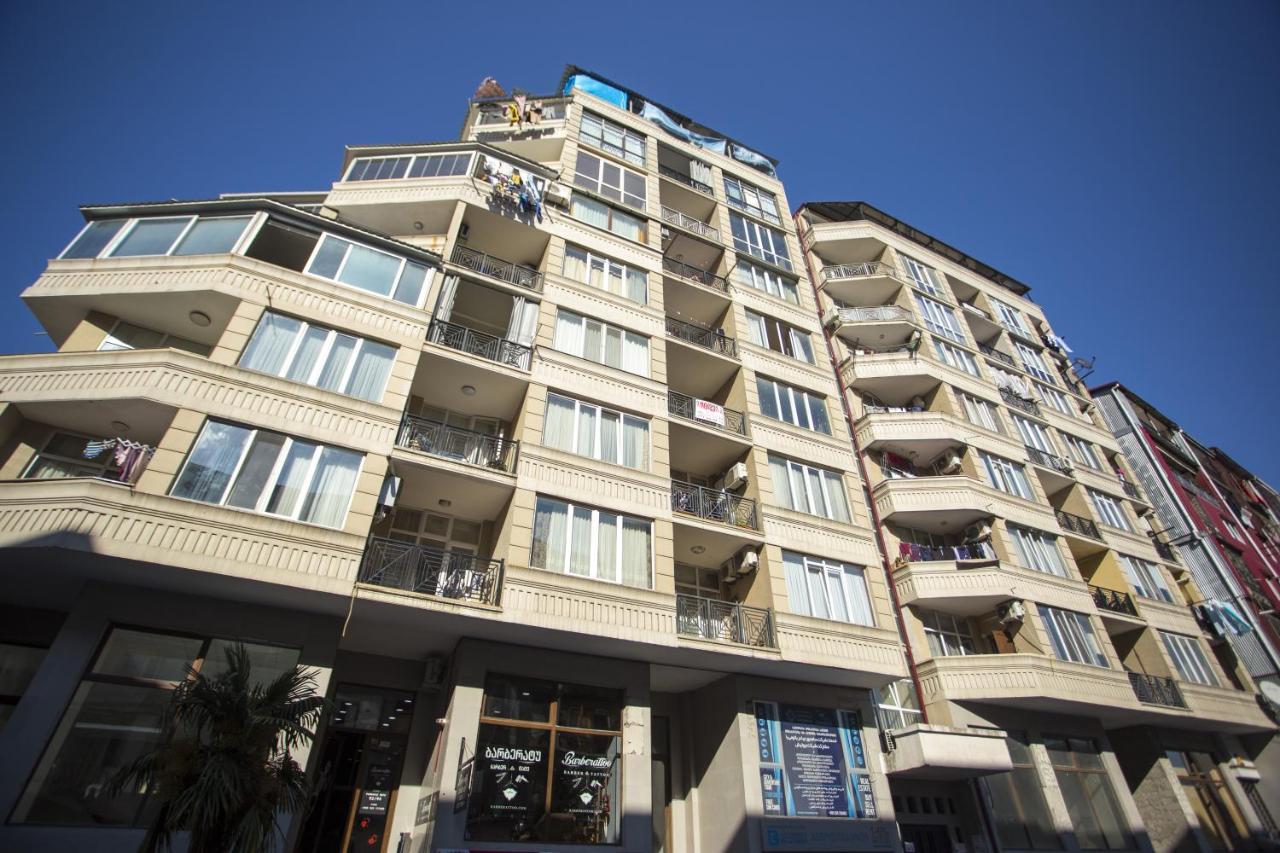 Luxury Room Батуми Экстерьер фото